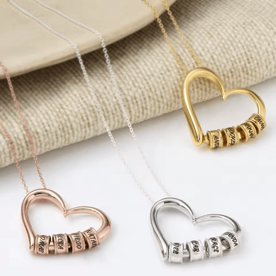 Halsband med 1–5 Namn i Hjärthänge – Guld, Silver & Rosé | Diamanta Heartbond™